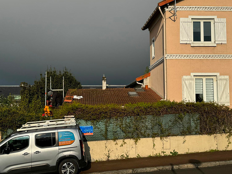Entreprise J-Dujardin Couverture à Fontainebleau (77300), artisan couvreur en Seine et Marne 77